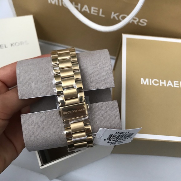 Oversized Bradshaw Gold-Tone Watch - Picture 2 of 3